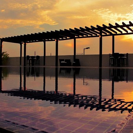 Hotel Trinitarias Suites Barquisimeto المظهر الخارجي الصورة