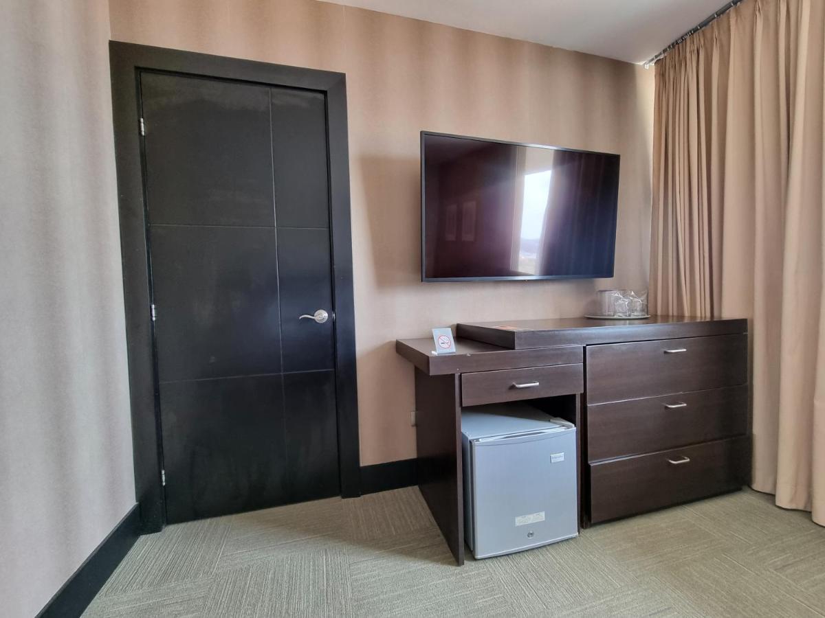 Hotel Trinitarias Suites Barquisimeto المظهر الخارجي الصورة